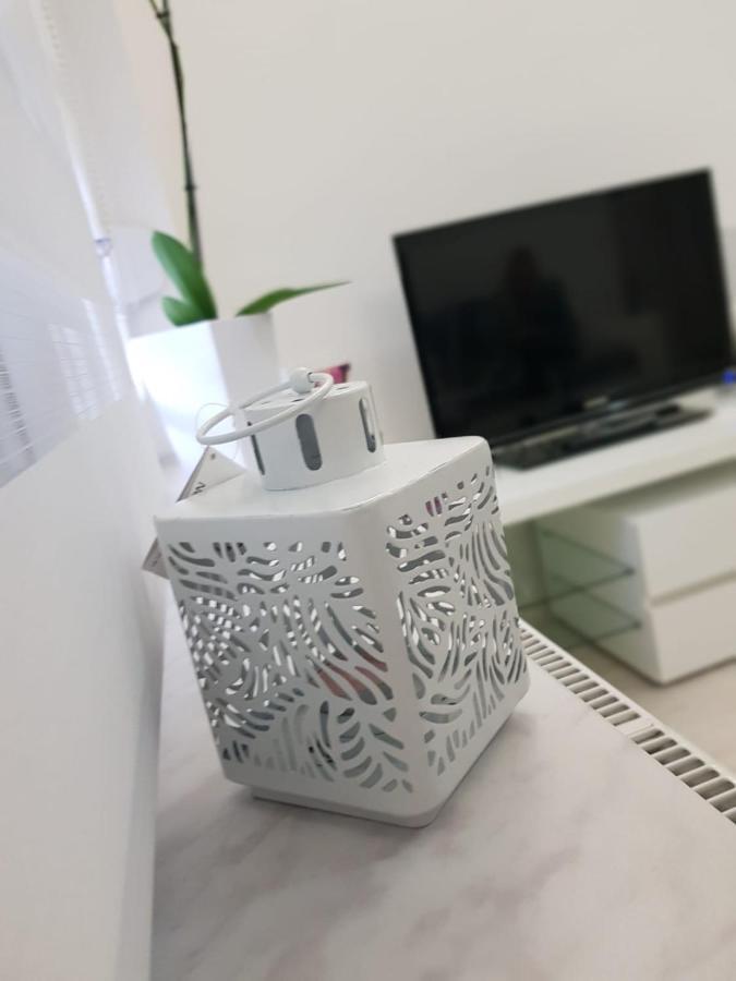 Apartman Kristina - Self Check In & Check Out Otočac المظهر الخارجي الصورة